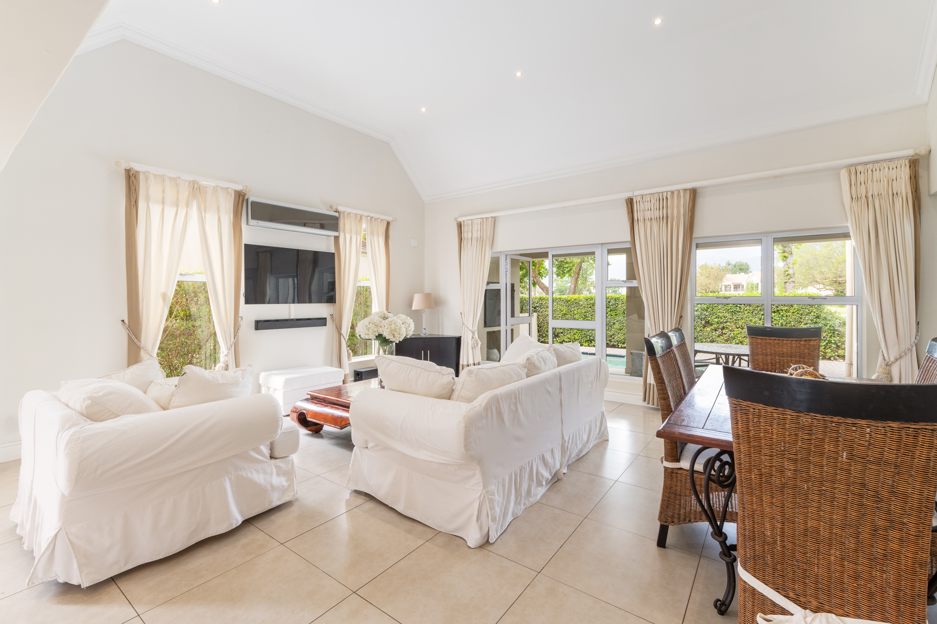 3 Bedroom Property for Sale in Boschenmeer Golf Country Estate Western Cape